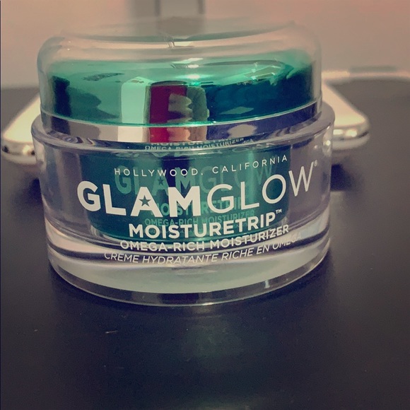 GLAMGLOW Other - GlamGlow moisturetrip
